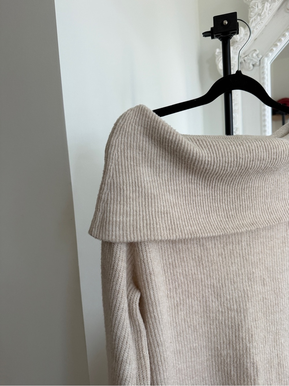 H&M Off-Shoulder Knit Sweater in beige - Oatmeal - Picture 10 of 15